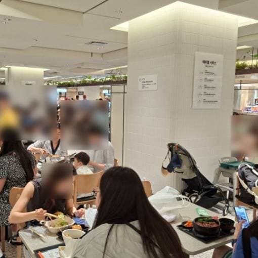 명동 롯데백화점 푸드코트 창업